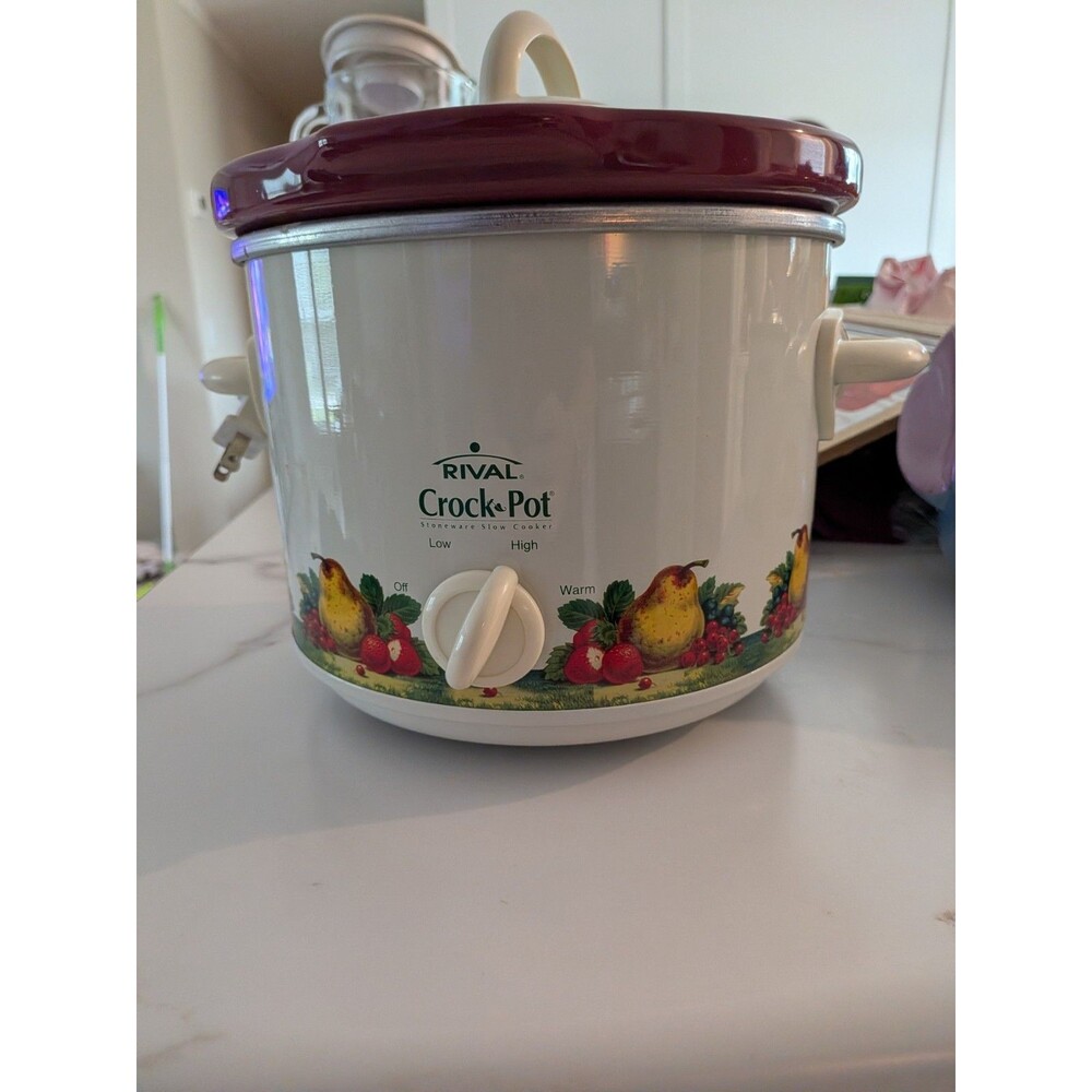 Rival 2 1/2 QT Crock Pot Slow Cooker Model SCR300-R-NP - Tested Great Condition